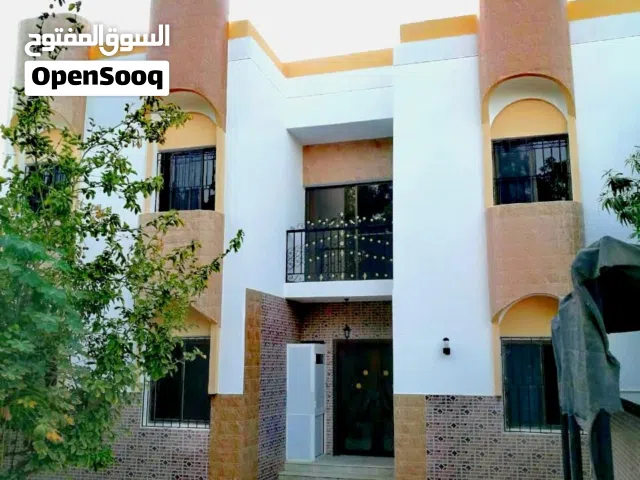 للبيع منزل ذو دخل ممتاز بالحيل الشمالية مقابل ذا فلج يبعد دقيقه بالسيارة  من ذا فلج