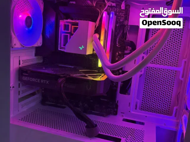 حاسبة للبيع استخدام شهر فقط عندي دليل الشراء والوقت زائداً شاشة اولد سامسونج ايضاً استخدام  شهر