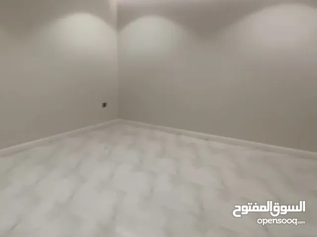 200 m2 4 Bedrooms Apartments for Rent in Jeddah Al Samer