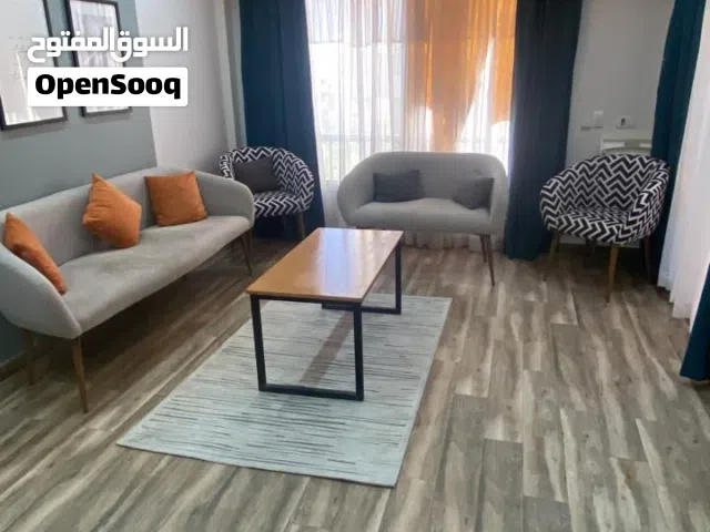 للبيع شقة 130 م تشطيب سوبر لوكس فى كمبوند جاردن هيلز ب 6 اكتوبر