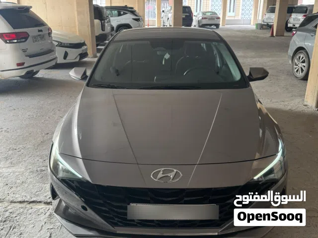 2023 هيونداي النترا SE
