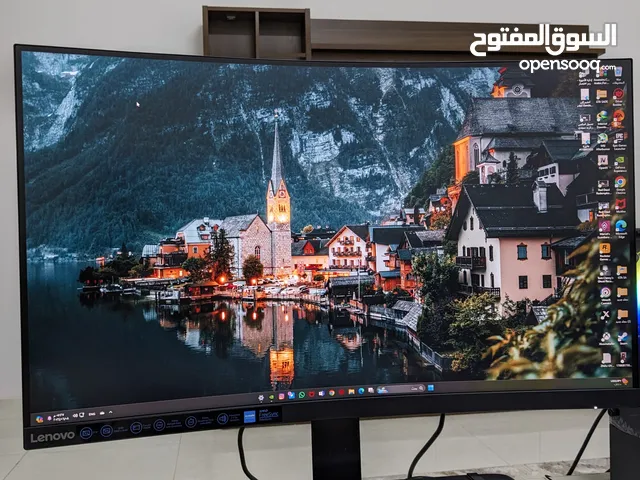 31.5" Lenovo monitors for sale  in Al Batinah