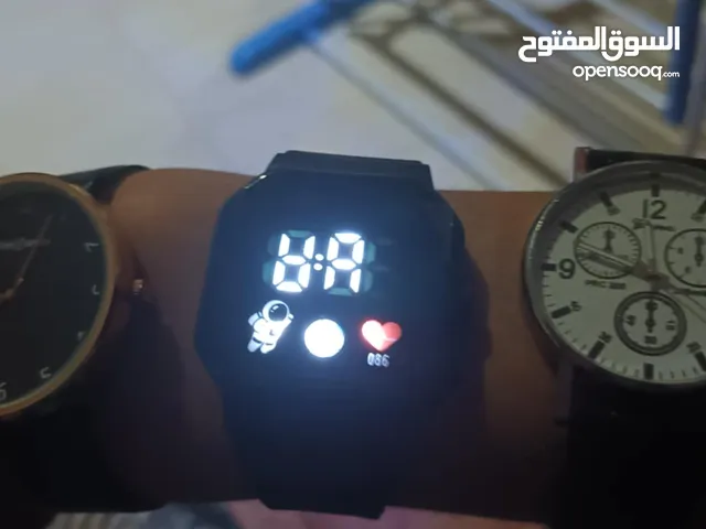 ساعتين بنوع كوارتز 15 دينار مع ساعة ثلاثة هدية