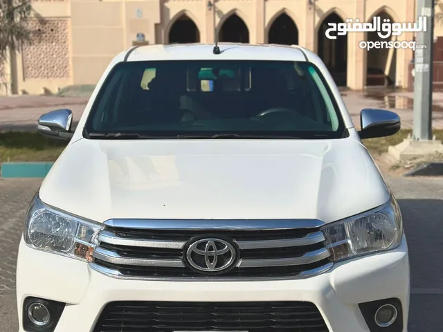 Used Toyota Hilux in Al Ain