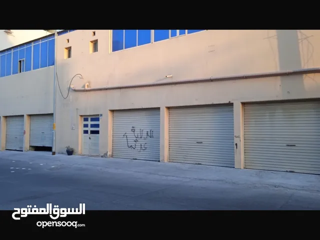 للايجار مخزن يصلح لعدة انشطة For rent a warehouse in Riffa