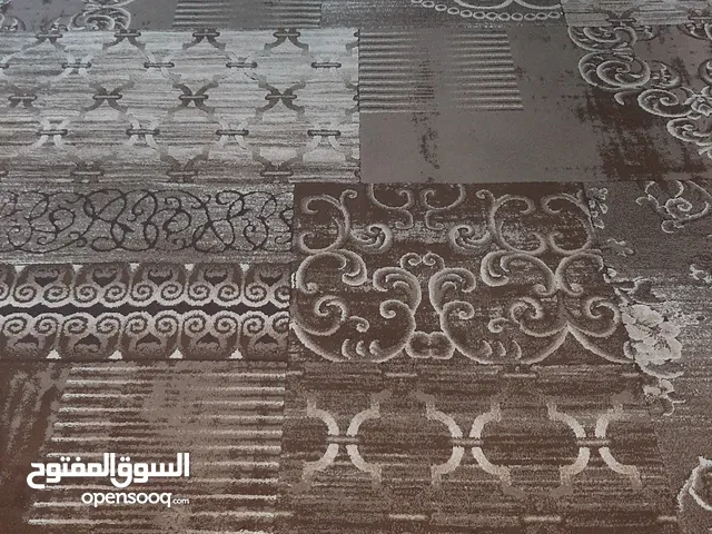 سجادة مستعملة صناعة تركية بحالة جيدة