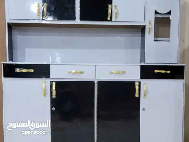 خزينة مطبخ أنيقة وعملية.. تصميم عصري يجمع بين اللمسة الجمالية والوظيفة الذكية!
