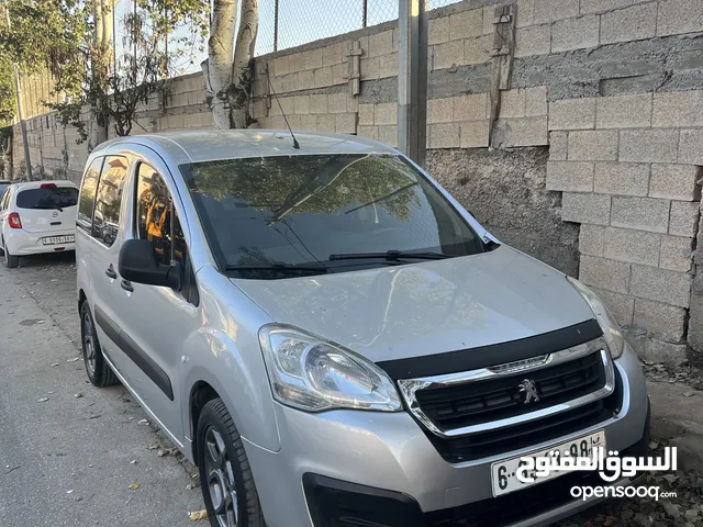 بيجو بارتنر تي بي 2017