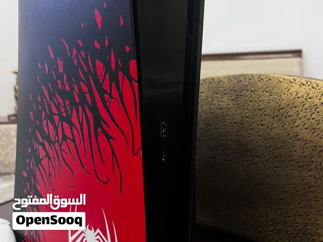 بلستيشن فايف شبه جديد مع زوز يد السعر 4450