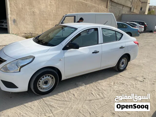 Nissan Sunny 2016 Base