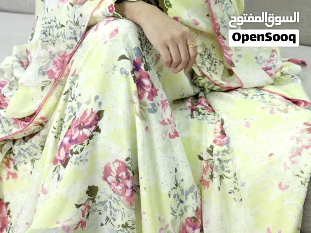 ثوب ظفاري شيفون بالفصوورص مبطن مع الشيله