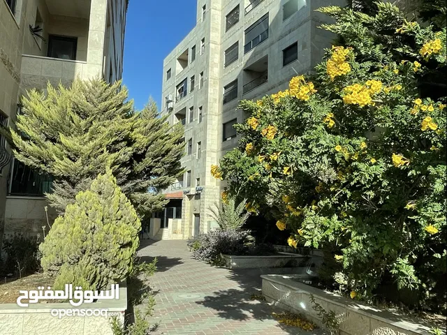 شقة للبيع في المصايف بجانب وزارة المالية