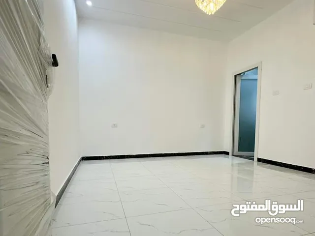 120 m2 2 Bedrooms Townhouse for Rent in Tripoli Ain Zara