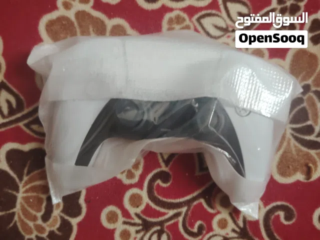 السلام عليكم للبيع يده بلي فايف أصلية شرط مامفتوحه ابد مابيه اي مشاكل أو درفت شرط الفحص