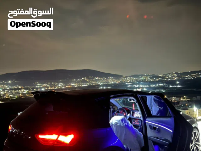 2017 سيات ليون Standard