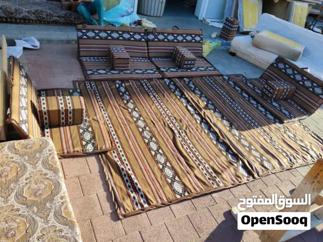 مجالس يمنيه وكنب انتريهات ستائر كل ما يشمل في مجال المفروشات