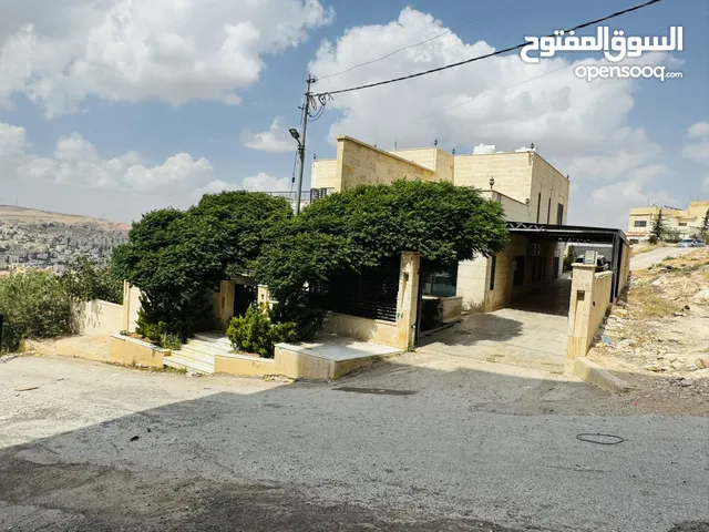فيلا مميزه للبيع في ضاحية المدينة المنورة من المالك مباشره
