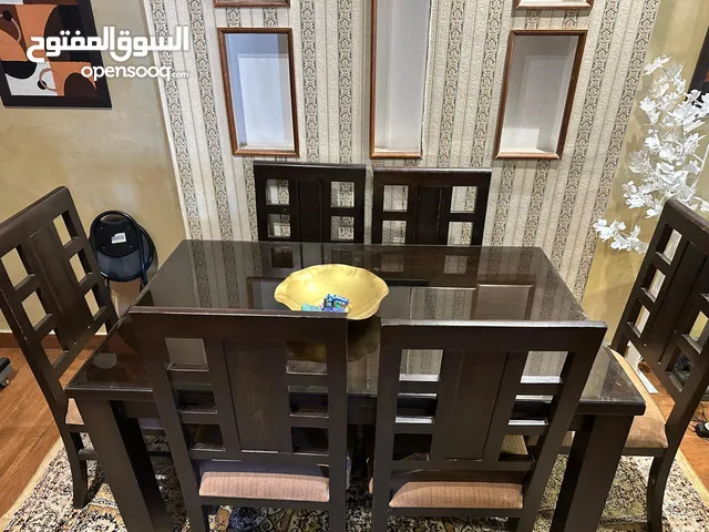 طاولت سفره 6مقاعد مستعمل بي حالة جيده