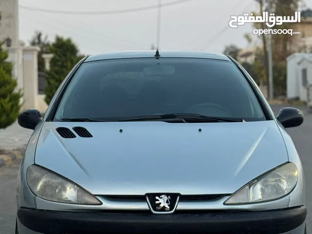 بيجو 206 موديل 2005 مرخصة جديد ، ماتور جديد ، جير عادي للبيع