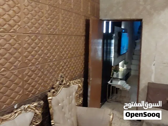 100 m2 Studio Townhouse for Sale in Basra Al Jameea