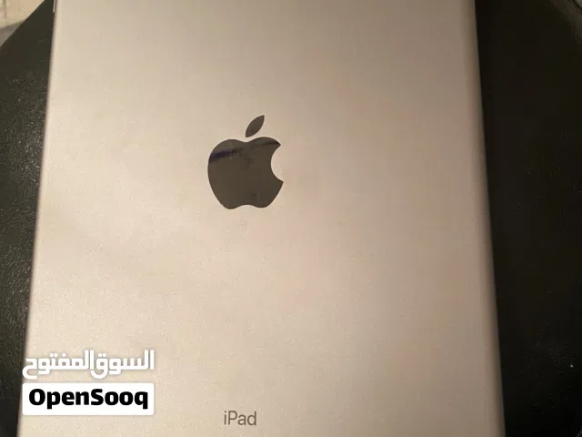 ايباد ابل الجيل 5 مستعمل استعمال نظيف جدا و السعر قابل للنقاش في حدود المعقول