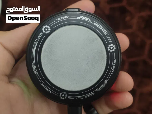 مبرد هاتف احترافي (شبه جديد) مع كافة أغراضه الأصلية - وداعاً للحرارة واللاغ!