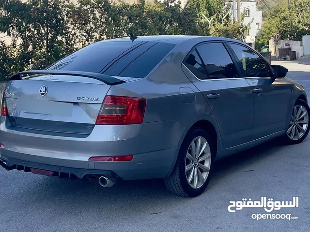 سكودا اوكتافيا