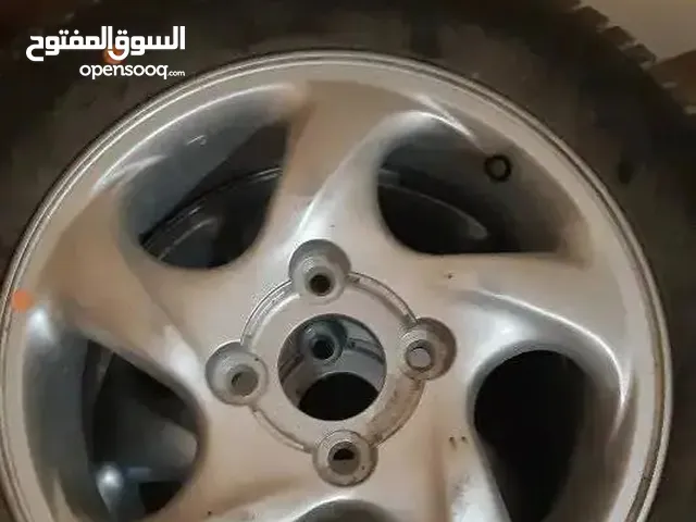 ثلاث ديسكوات بقومات 15.65.185