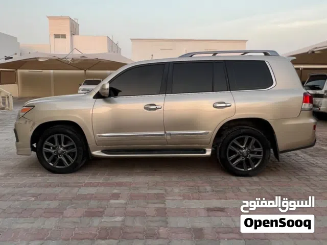 استيشن لكزس  LX570 2015