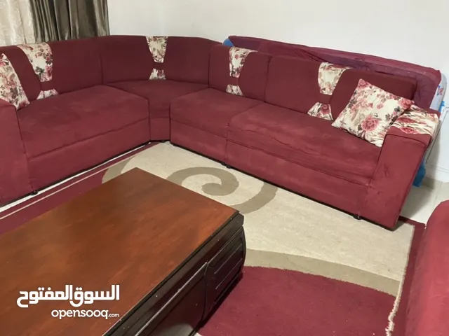 طقم كنب كورنر 8 مقاعد مع سجادة بسعر 100