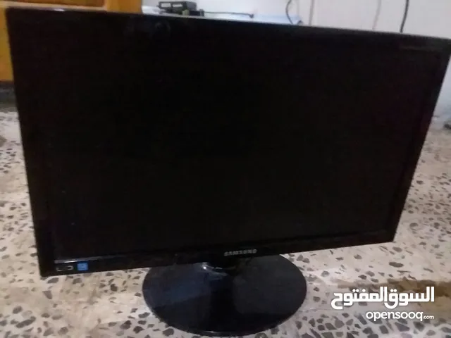 19.5" Samsung monitors for sale  in Sana'a