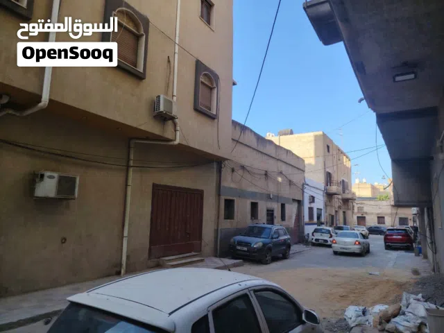 منزل ارضي للهدم