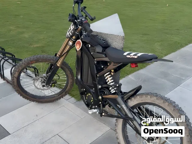 Surron light bee x model 2025 only 700km!!! Great price