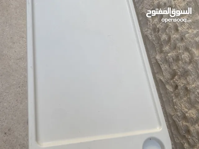 طاولة طعام للمرضى