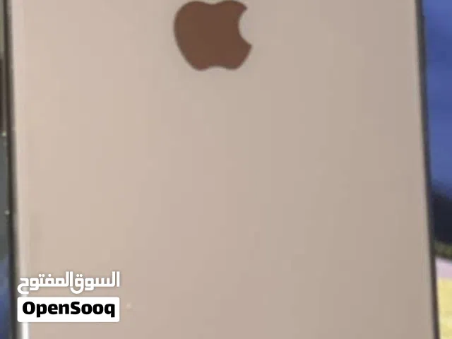 ايفون للبيع بحالة ممتازة