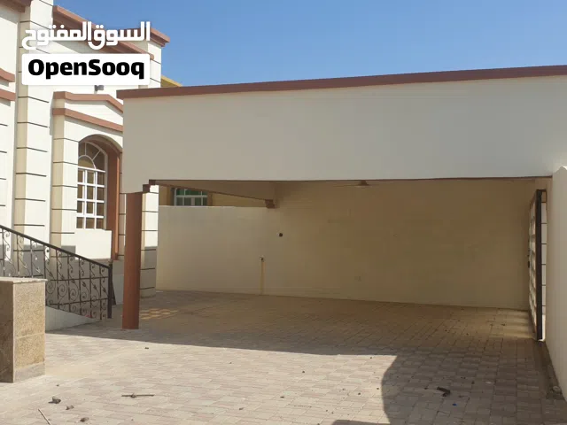 250 m2 5 Bedrooms Townhouse for Sale in Al Batinah Suwaiq