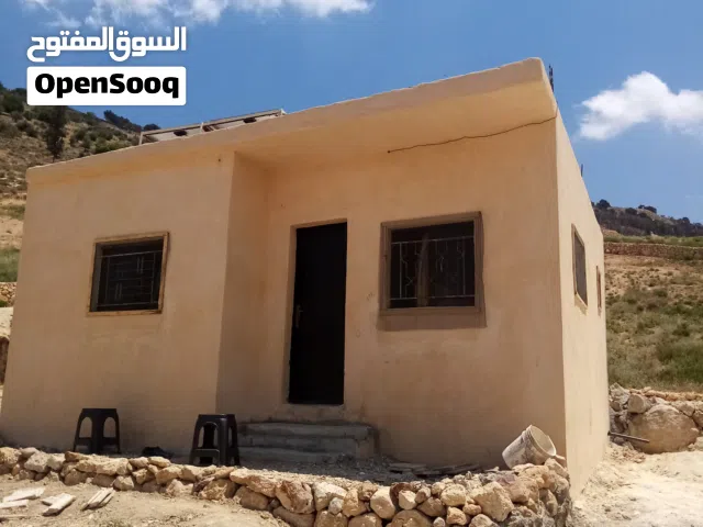 منزل مستقل ريفي على طريق السلط صبيحي مالك المنزل يوسف الرحاحلة