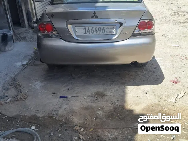 Mitsubishi lancer