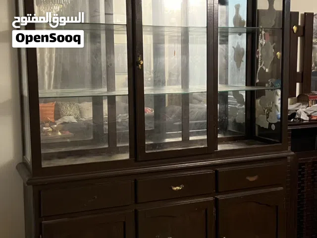 بوفيه قديم للبيع