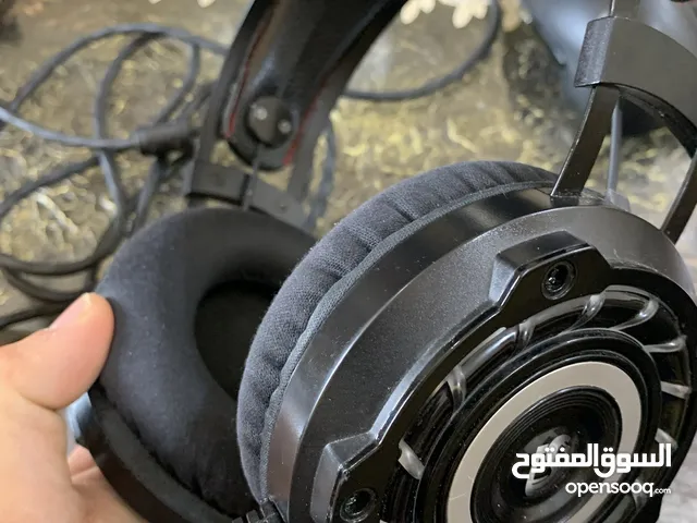 سماعات وماوس ليجوتيك جيمنج بحاله جيدة جداً