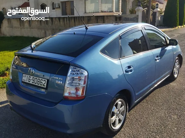 Used Toyota Prius in Amman