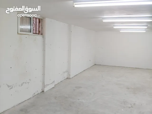 مستودع او مخزن ارضي للبيع