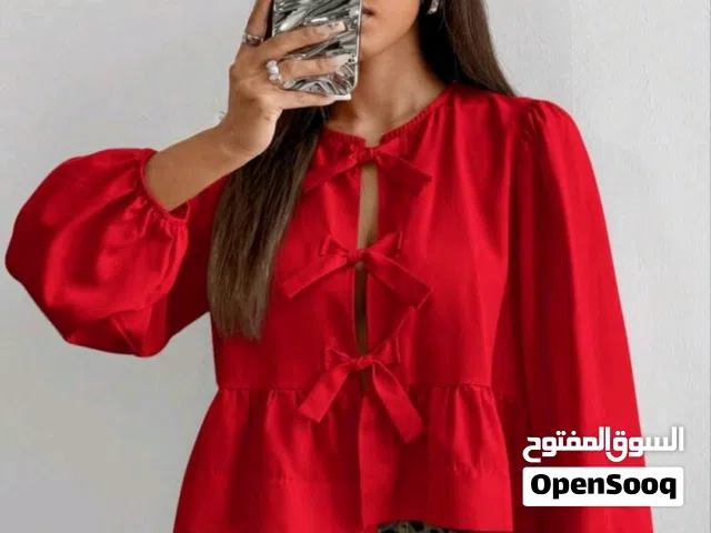 قميص لون احمر