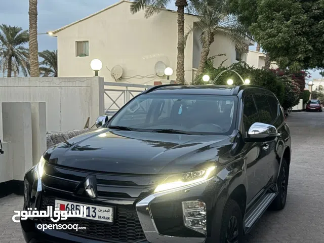 Mitsubishi Montero Sport 2023 - Black Edition