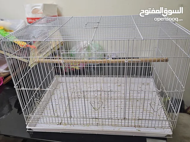 قفصين للطيور مقاسين 45×45×75 40×40×60 استعمال خفيف مع ثلاث عشوش احجام مختلفة