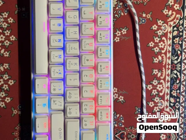 طقم ألعاب احترافي (كيبورد RK + ماوس HXS) بحالة ممتازة