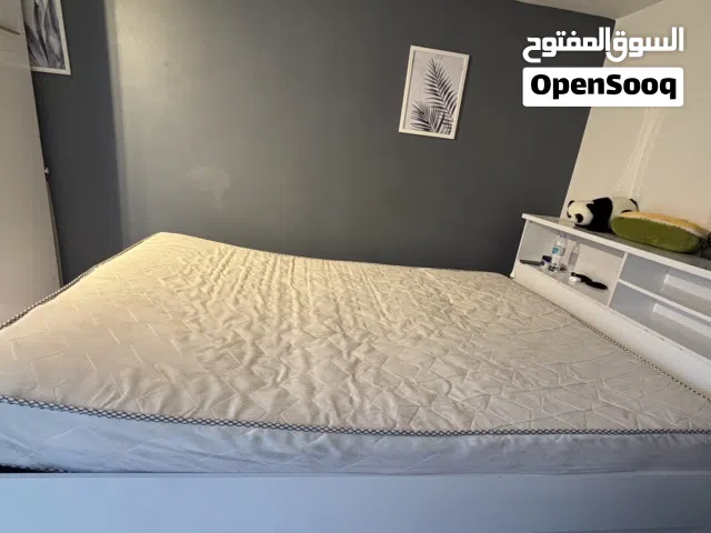 Queen size mattress for sale (160X200cm)