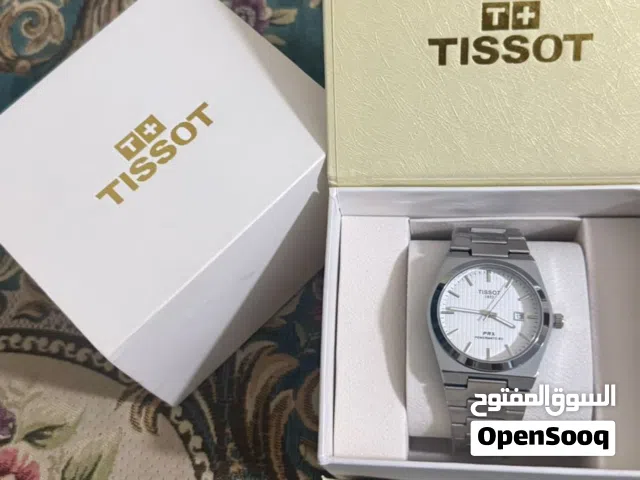 Silver/White: The classic, clean look that goes with everything