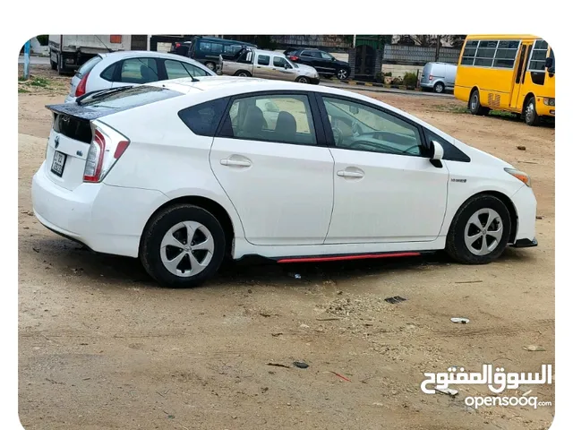 Used Toyota Prius in Amman