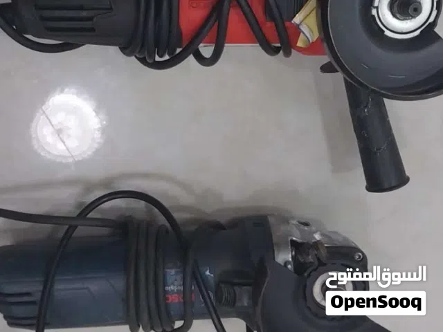 كوسرات ثنين نضيفات و مستعملات استعمال بسيط جداً الوحدة ب35